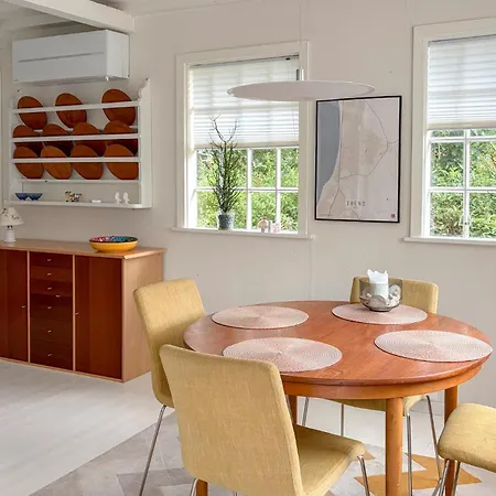 1 Bedroom Gorgeous In Logstor