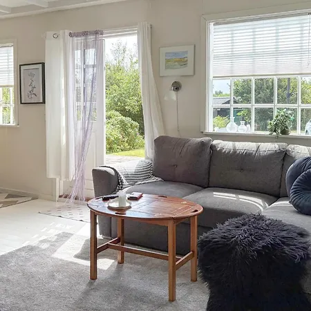 1 Bedroom Gorgeous In