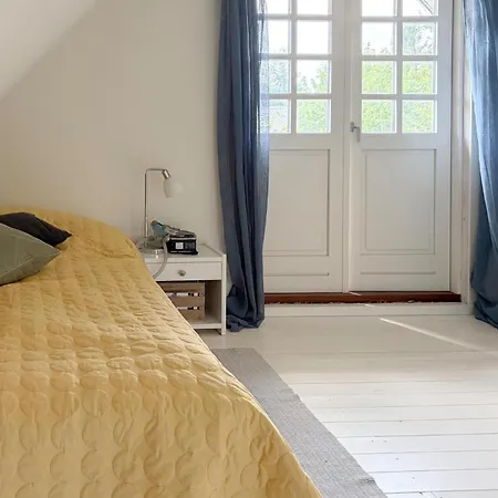 1 Bedroom Gorgeous In Logstor